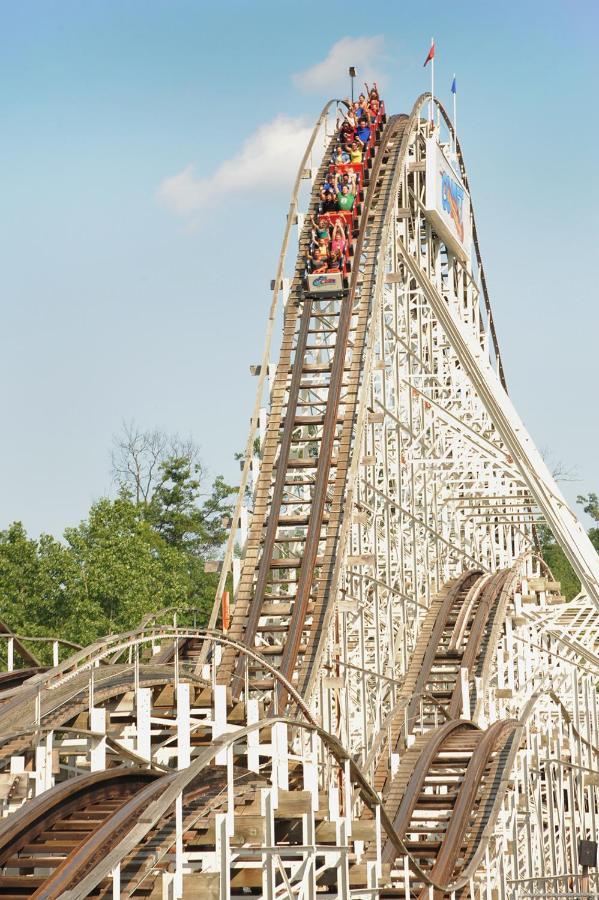 קווינסבורי Six Flags Great Escape Lodge & Indoor Waterpark מראה חיצוני תמונה